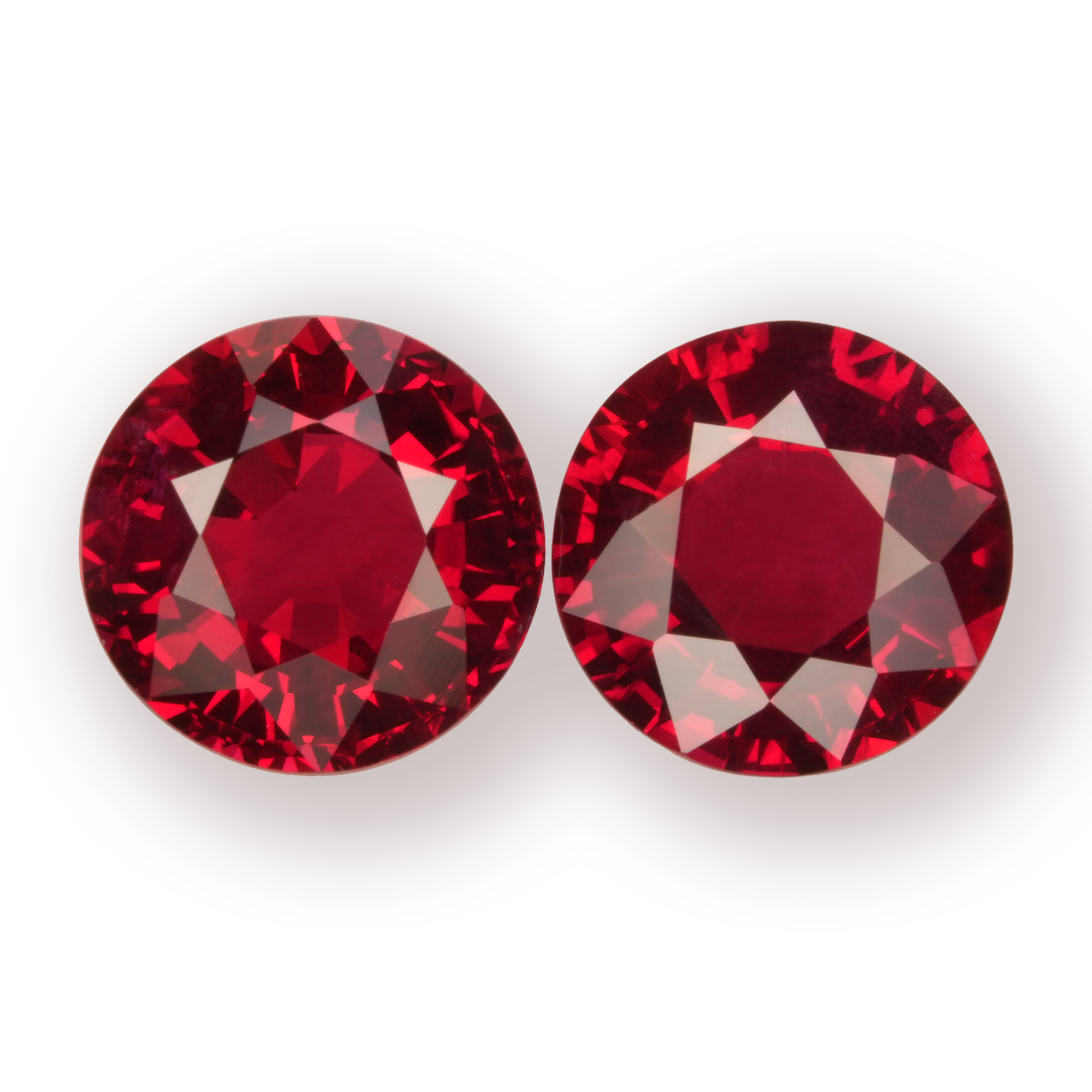 ROUND MOZAMBIQUE Ruby